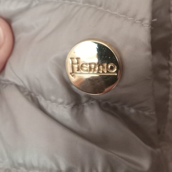 HERNO ultralight down jacket - Picture 6 of 9